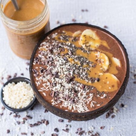 Chocolate-Peanut-Butter-Smoothie-Bowl