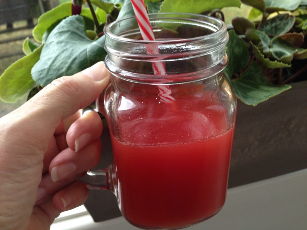 Beetroot and carrot smoothie from Wendy's Way to Health
